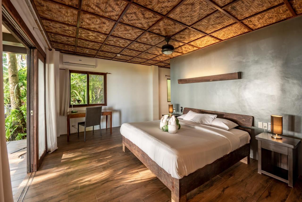 Siargao Inn Beach Resort General Luna  Εξωτερικό φωτογραφία