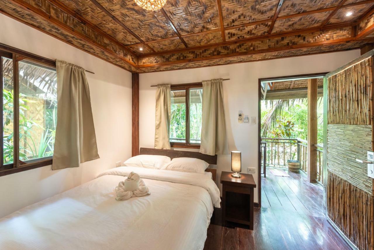 Siargao Inn Beach Resort General Luna  Εξωτερικό φωτογραφία
